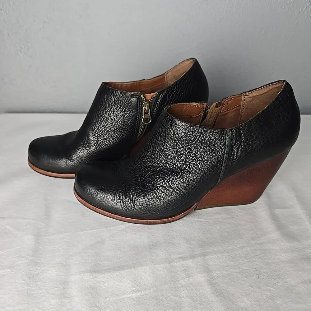 Kork-Ease Holmes Ankle Leather Wedge Heel Black Booties Size 8 Work Casual‎